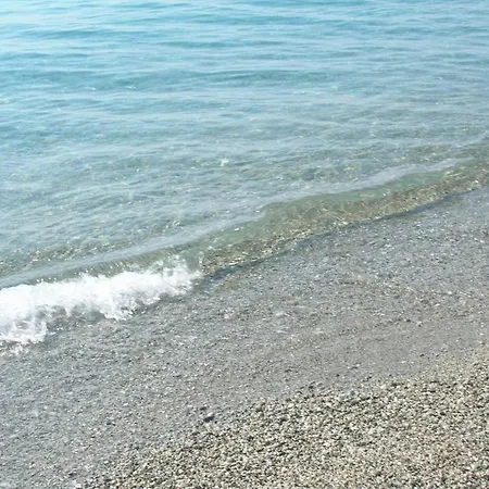 Monolocale Deluxe A 2,7 Km Dal Mare Per 2 Persone Apartamento Siderno