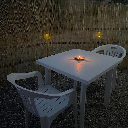 Monolocale Deluxe A 2,7 Km Dal Mare Per 2 Persone Apartman